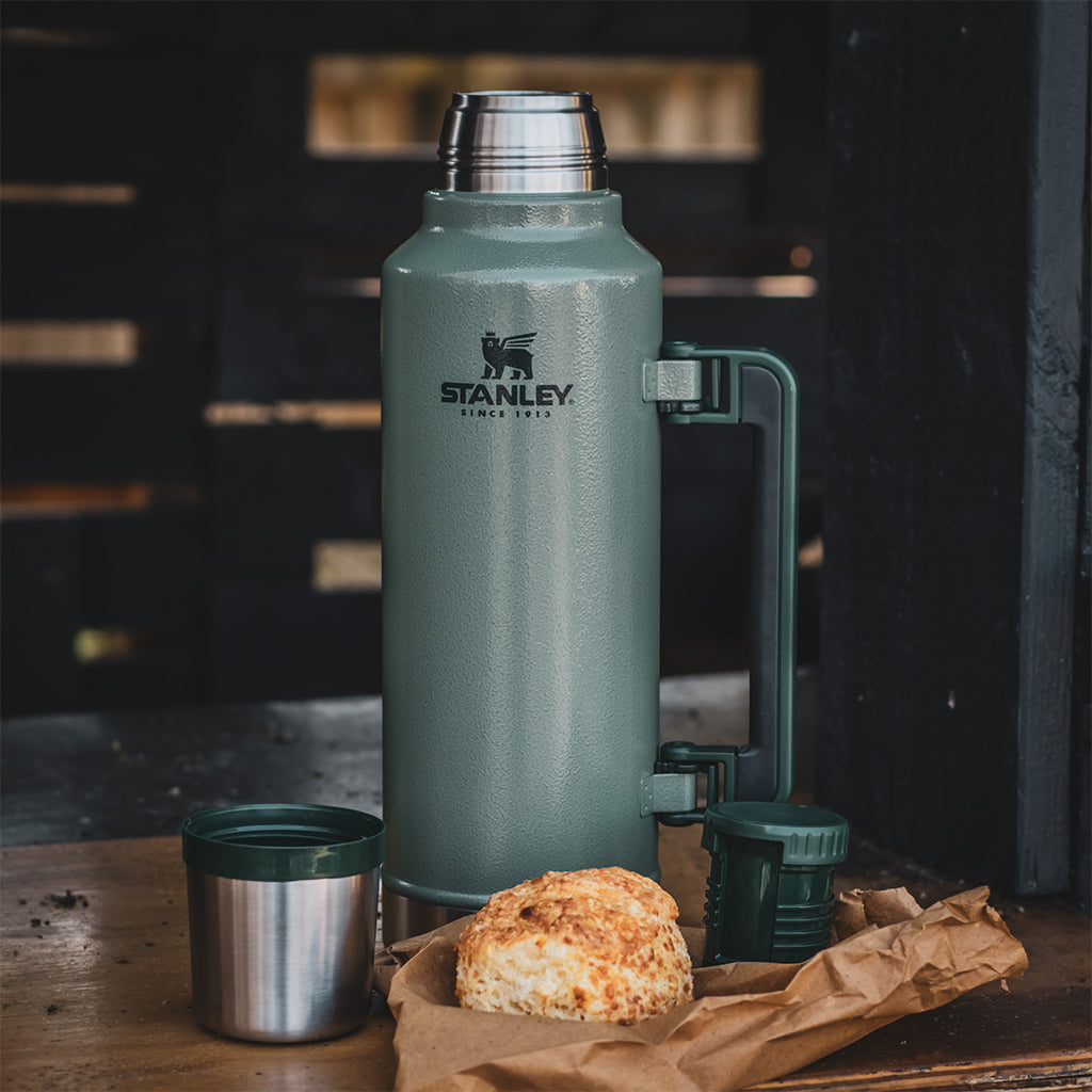 Stanley Classic Legendary Bottle 1.9 Litre – Blackwell & Sons