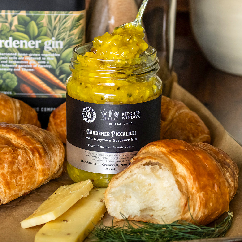 Gardener Piccalilli with Gardener Gin 250ml