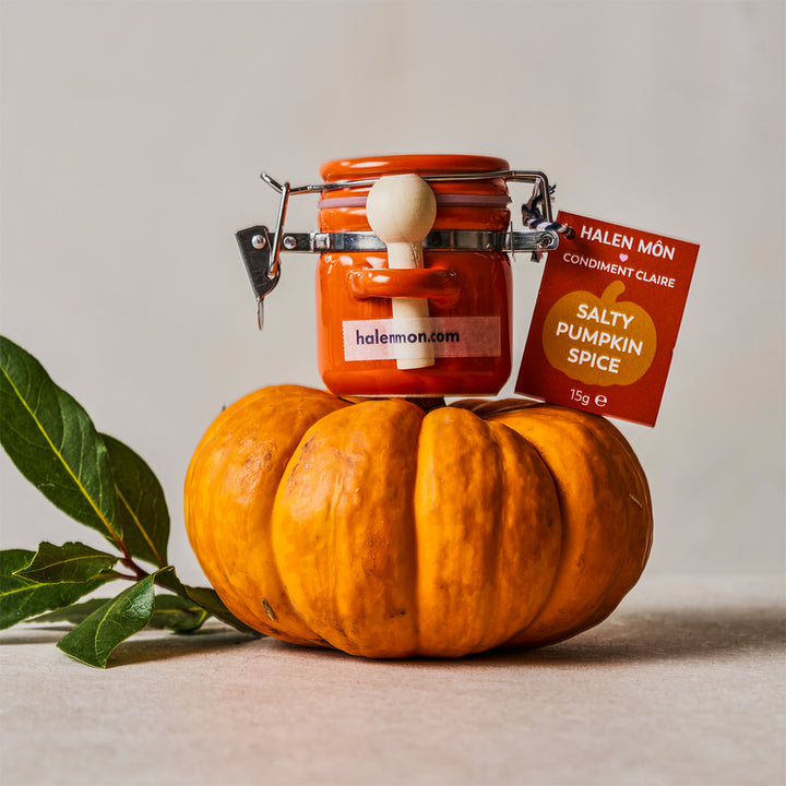 Halen Mon - Salty Pumpkin Spice in Clamp Top Jar 15g