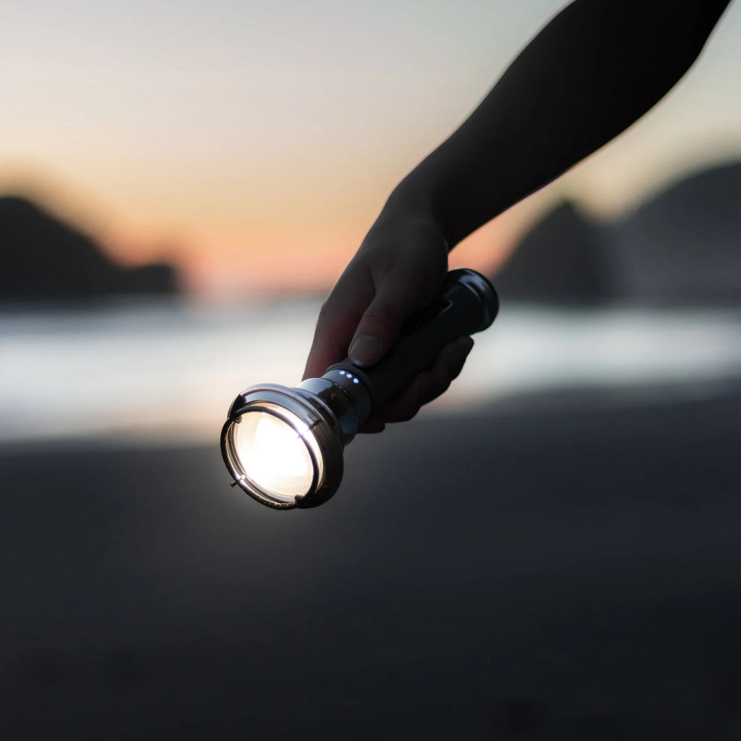 Barebones Vintage Flashlight - Vintage White