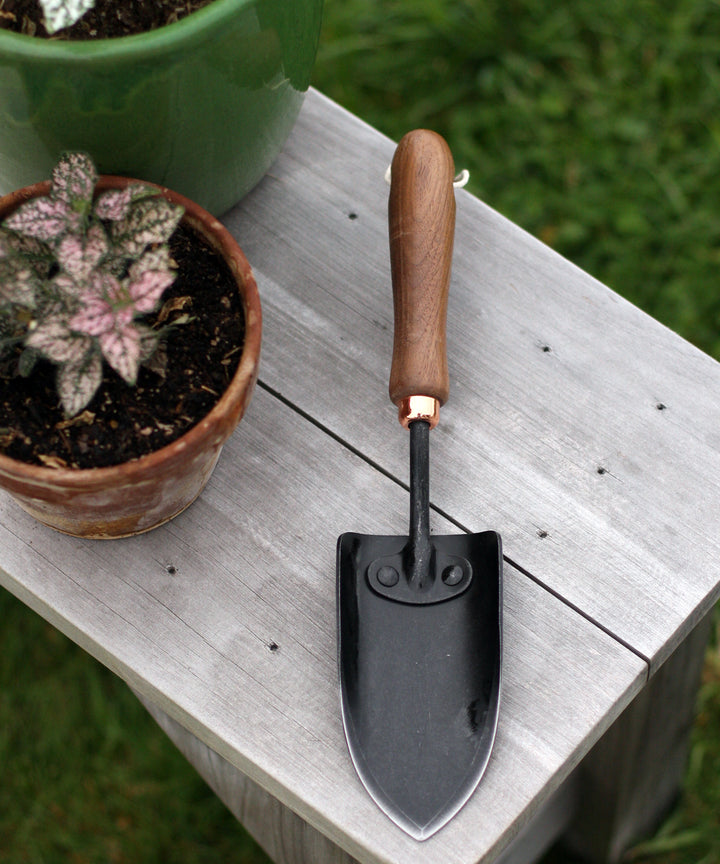 Barebones Trowel - Walnut