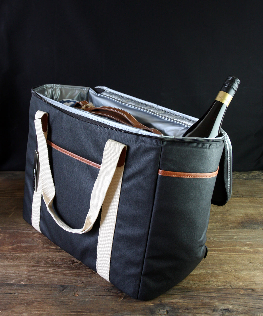 Po 'di Fame Hamptons Cooler Bag - Black