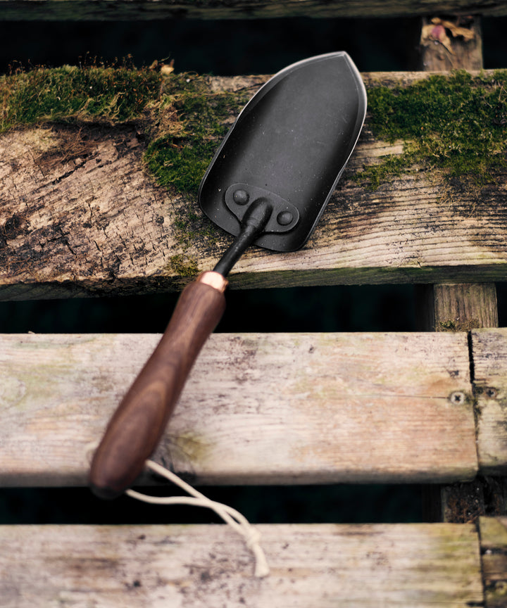 Barebones Trowel - Walnut